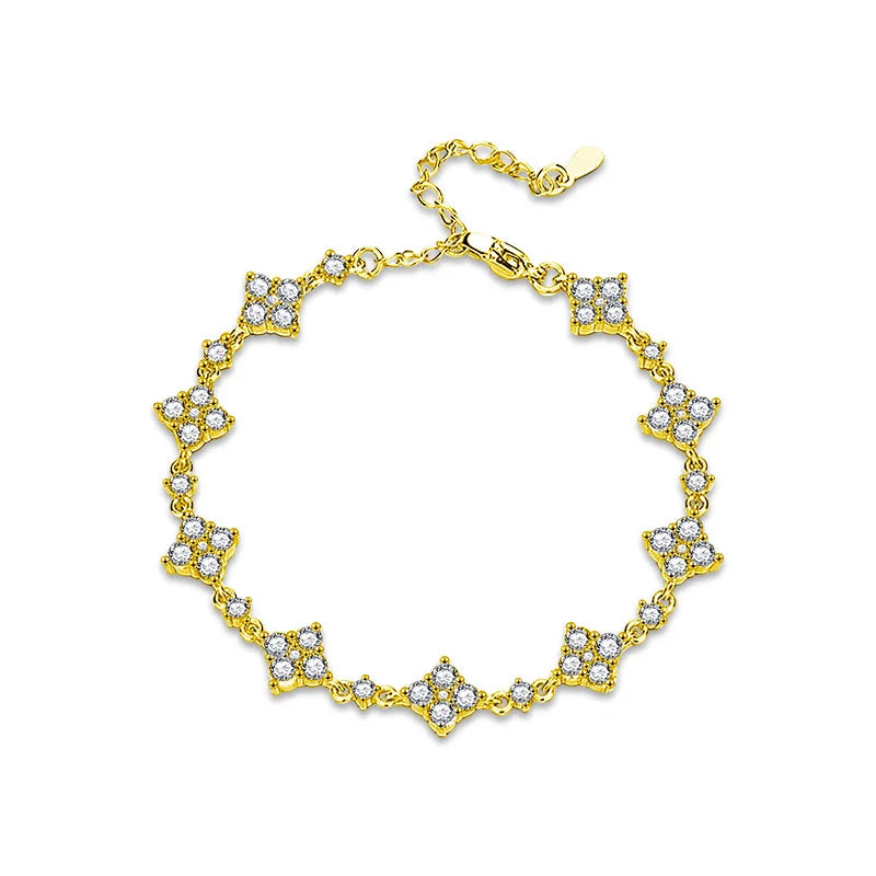 Unseen Gems Moissanite Classic Four Leaf Clover Bracelets