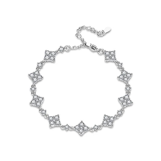 Unseen Gems Moissanite Classic Four Leaf Clover Bracelets